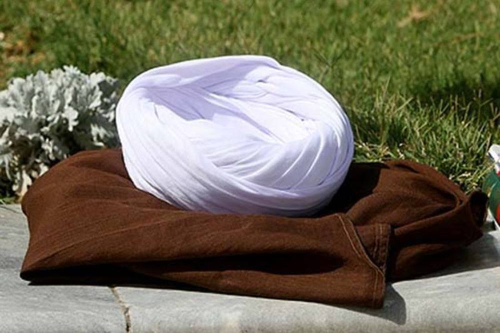 حمله اراذل و اوباش به یک روحانی در تهران