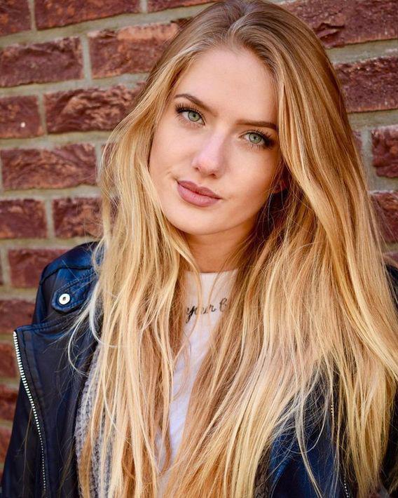 این دختر زیبا مربی بدنساز مردان فوتبالیست شد!/ عکس|خبر فوری این دختر زیبا مربی بدنساز مردان فوتبالیست شد!/ عکس|خبر فوری