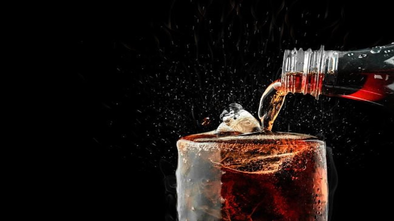 افزایش خطر سکته قلبی با مصرف نوشیدنی‌های رژیمی|خبر فوری