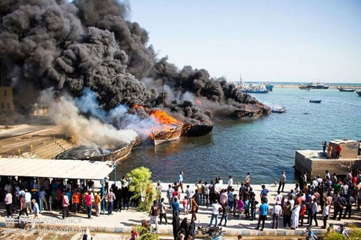 ببینید | بمبهای ساعتی در اسکلههای بوشهر ببینید | بمبهای ساعتی در اسکلههای بوشهر