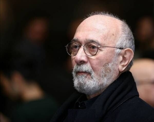 آرامگاه پرویز پورحسینی در چهلمین روز درگذشتش/ عکس|خبر فوری