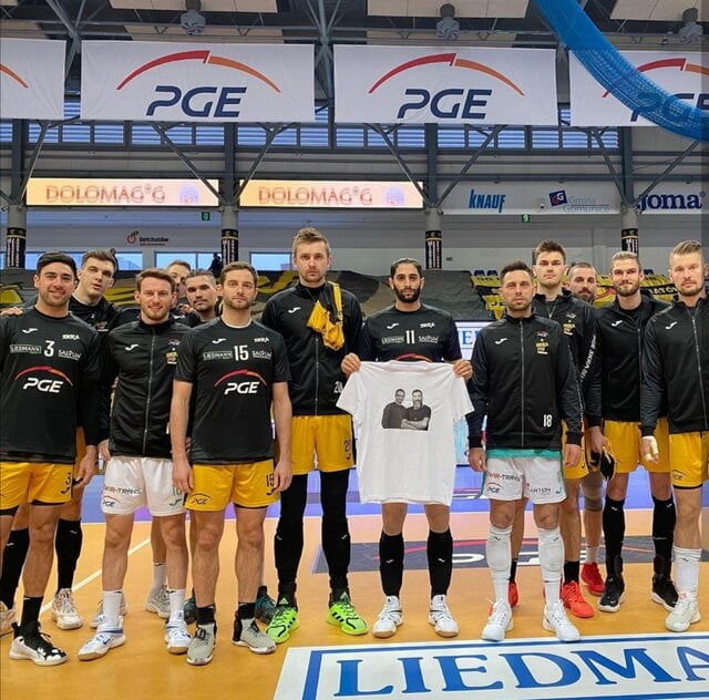 به یاد انصاریان و میناوند در لهستان/ عکس
