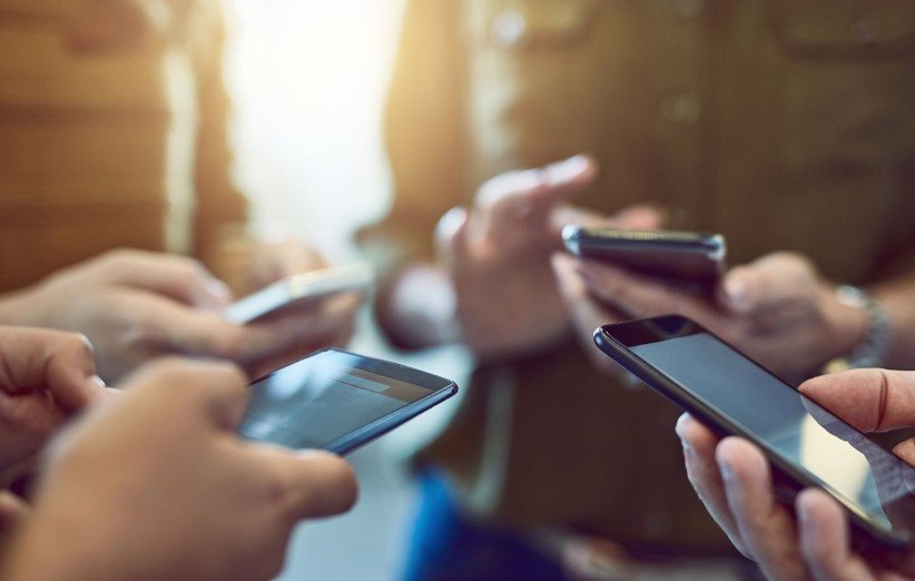 بیش از «۷۷ میلیون» مشترک در ایران از اینترنت موبایل استفاده میکنند|خبر فوری بیش از «۷۷ میلیون» مشترک در ایران از اینترنت موبایل استفاده میکنند|خبر فوری