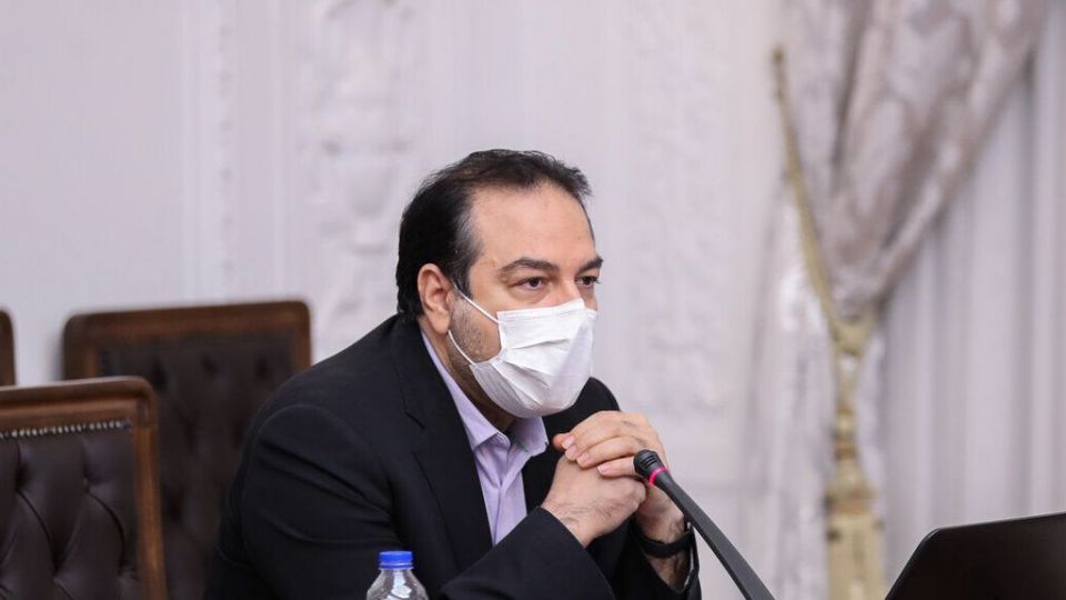 هیچ مسئولی تاکنون از واکسن کرونا استفاده نکرده است|خبر فوری