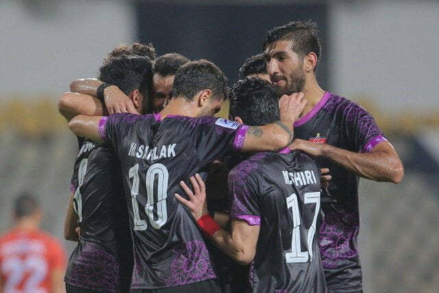 پرسپولیس برنامه لیگ برتر را به هم می‌ریزد؟|خبر فوری