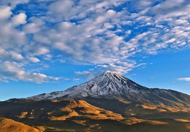 فعال شدن آتشفشان قله دماوند تکذیب شد فعال شدن آتشفشان قله دماوند تکذیب شد