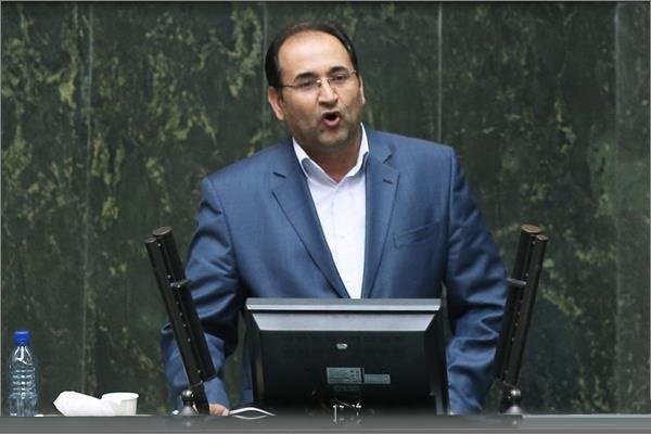 وقتی اکثریت مردم با قانونی مشکل دارند؛ مشکل اکثریت مردم نیستند وقتی اکثریت مردم با قانونی مشکل دارند؛ مشکل اکثریت مردم نیستند