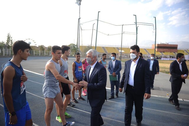 خاطره جالب وزیر ورزش از مسابقه دادن با کفش های پاره!|خبر فوری خاطره جالب وزیر ورزش از مسابقه دادن با کفش های پاره!|خبر فوری