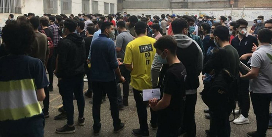 با زائرینی که کرونا را مسخره کردند، برخورد کنید با زائرینی که کرونا را مسخره کردند، برخورد کنید