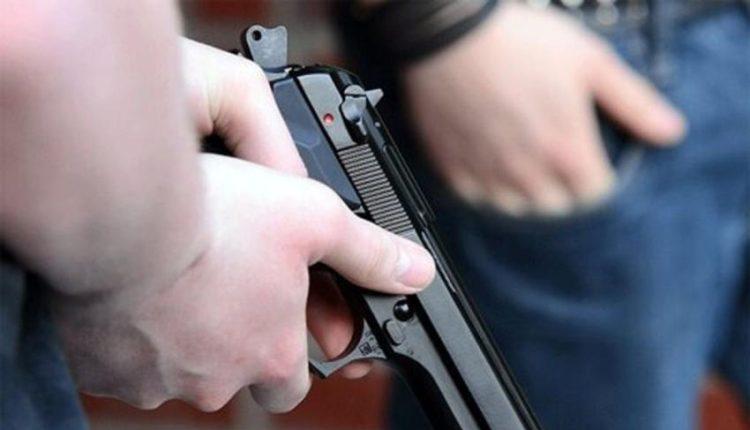 زخمی شدن ۲ شهروند حین درگیری مسلحانه در غرب تهران زخمی شدن ۲ شهروند حین درگیری مسلحانه در غرب تهران