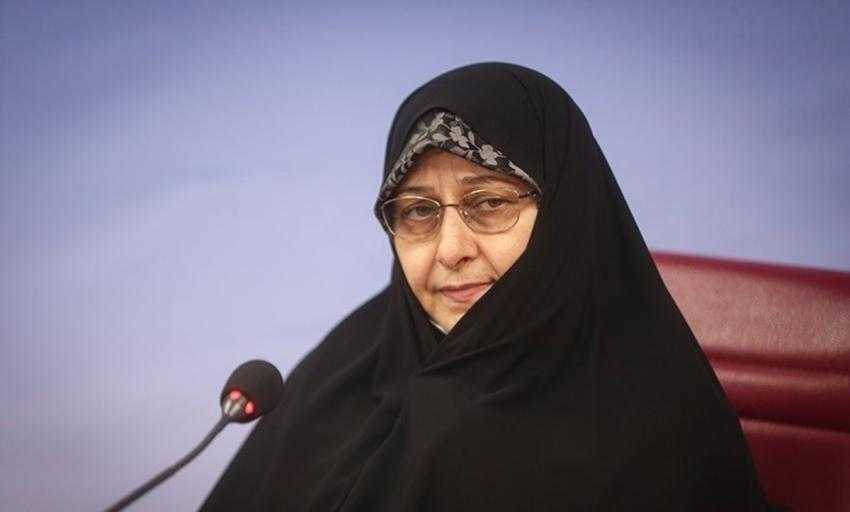 درخواست انسیه خزعلی برای آموزش به زنان طلبه و ورود به عرصه فیلم و بازیگری/ وقتی زنان طلبه هستند چرا ما باید اسیر سلبریتی‌ها باشیم؟