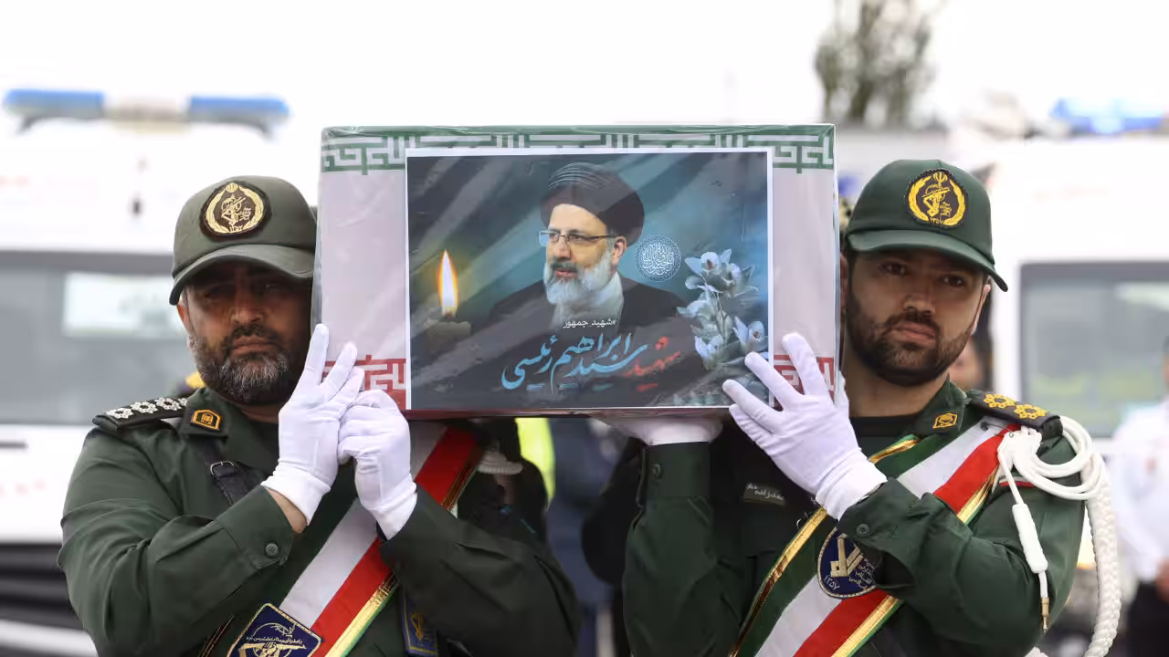 گزارش تصویری مراسم وداع با رئیس جمهور شهید