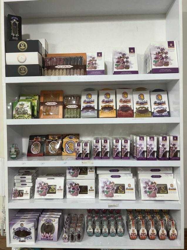 بسته بندی زعفران برزگر