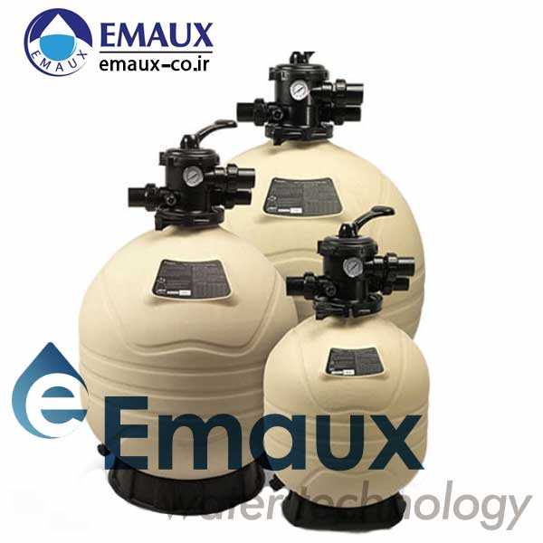 استخری پاکیزه با فیلتر شنی استخر