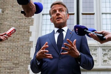 واکنش تند ماکرون به حملات اسرائیل در دوحه: اقدامی غیرقابل قبول