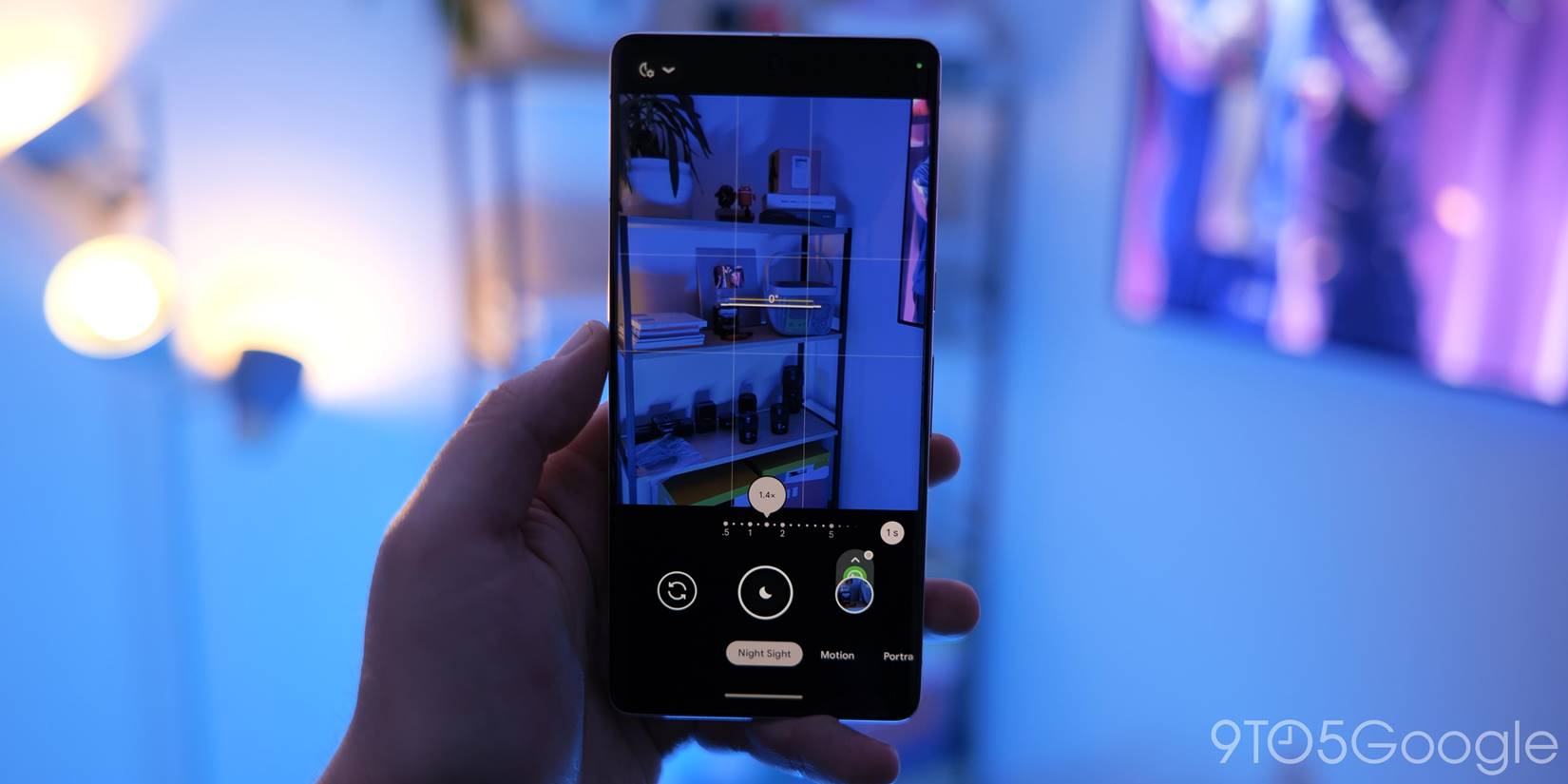 حفظ سیم کارت فیزیکی در پیکسل ۸ پرو و ویدیویی های با قابلیت دید در شب