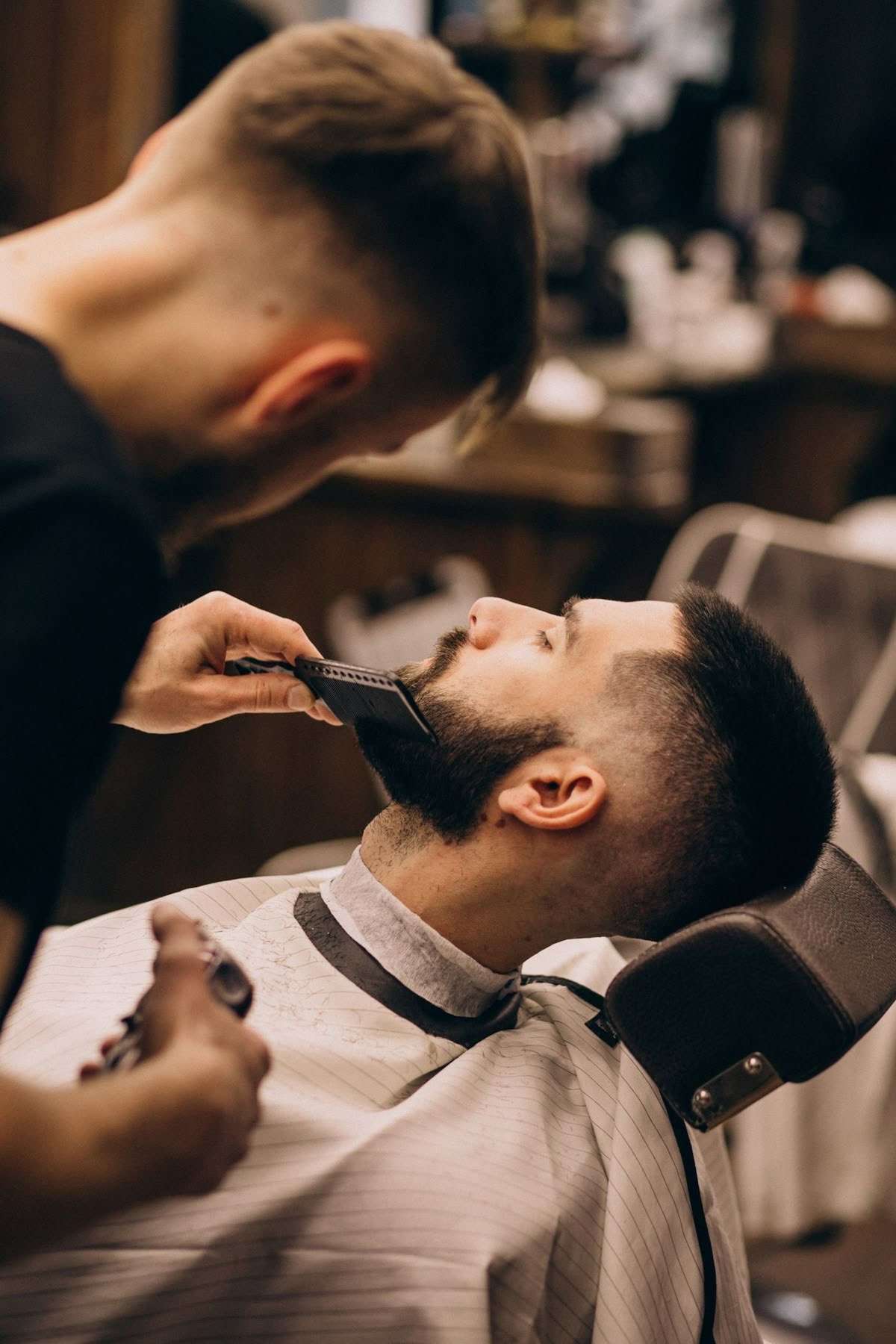 چطور با خدمات آرایشگاه مردانه، ظاهری خاص داشته باشیم؟
