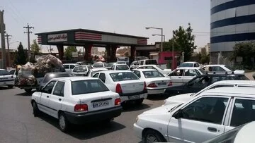 کاهش ۸ درصدی مصرف بنزین؛ همزمان ۱۱ درصد رشد مصرف CNG و استقبال تاکسی‌های اینترنتی