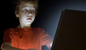 افزایش کودک آزاری جنسی در فضای مجازی|خبر فوری