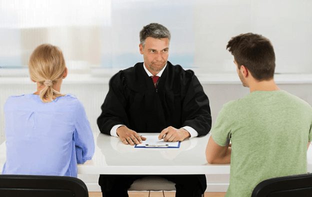 بررسی تمامی نکات مهم و حائز اهمیت در کمک گرفتن از وکیل طلاق