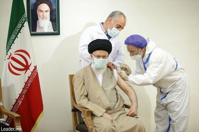 رهبر انقلاب امروز دُز اول واکسن برکت را دریافت کردند/ منتظر واکسن ایرانی ماندم برای پاسداشت افتخار ملی و تشکر از محققان جوان و پر تلاش/ ویدئو