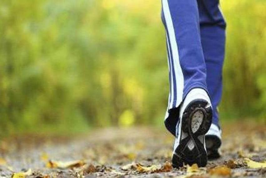 فواید چند دقیقه پیاده‌روی روزانه برای سلامت بدن