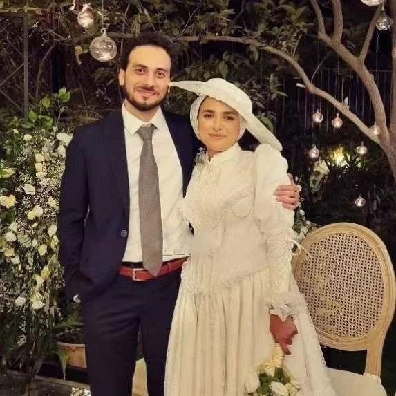 زینب موسوی و همسرش